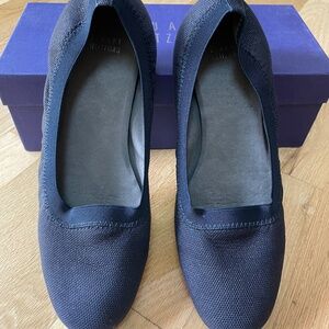 STUART WEITZMAN Slipon Flat Sz 9.5 Navy